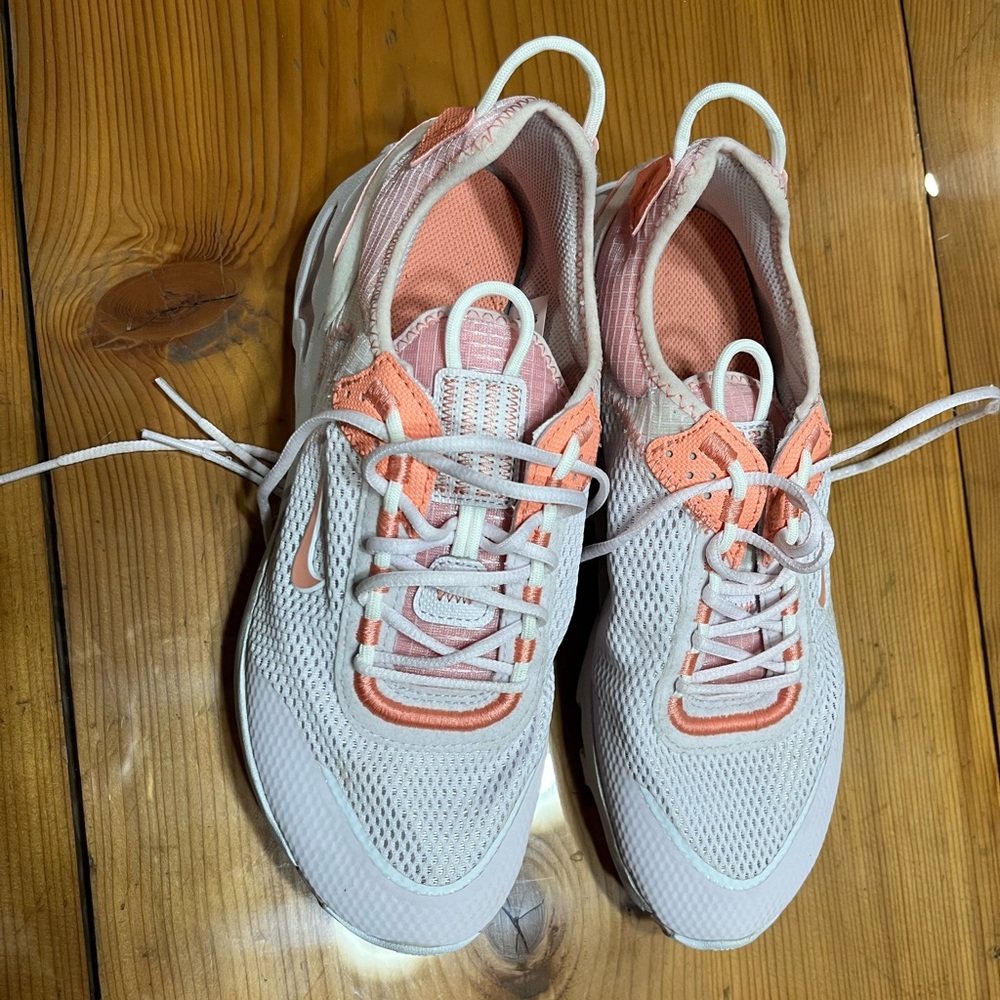 Nike Kids Sneakers - Pink and White - Picture 2 of 4